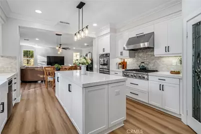 29357 Madeira, Valencia, CA 91354 - Photo 12