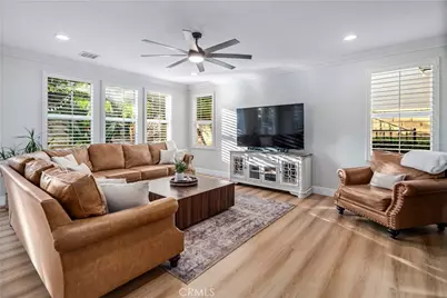 29357 Madeira, Valencia, CA 91354 - Photo 18