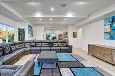 4330 Alhama Dr, Woodland Hills, CA 91364 - Photo 10