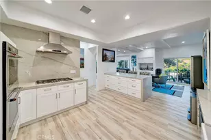 4330 4332 Alhama Dr, Woodland Hills, CA 91364 - Photo 20