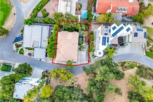 4330 Alhama Dr, Woodland Hills, CA 91364 - Photo 52