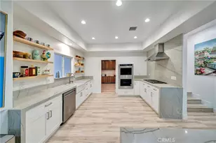 4330 Alhama Dr, Woodland Hills, CA 91364 - Photo 14