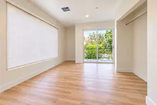 4330 4332 Alhama Dr, Woodland Hills, CA 91364 - Photo 48