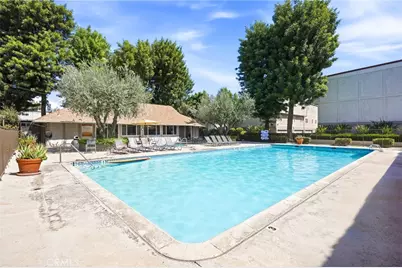 18333 Hatteras Street #56, Tarzana, CA 91356 - Photo 24