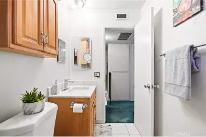 18333 Hatteras Street #56, Tarzana, CA 91356 - Photo 20