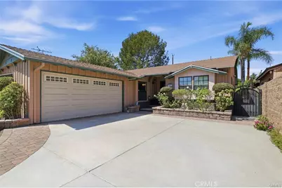 1221 N Lima Street, Burbank, CA 91505 - Photo 1