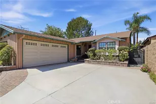 1221 N Lima St, Burbank, CA 91505 - Photo 1