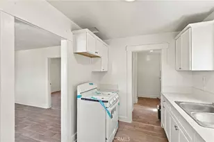 338 W 74th, Los Angeles, CA 90003 - Photo 34
