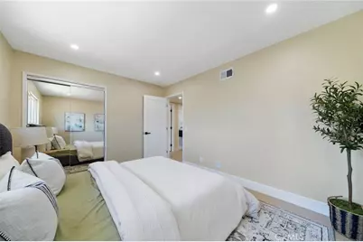 38 Lucero, Thousand Oaks, CA 91360 - Photo 34