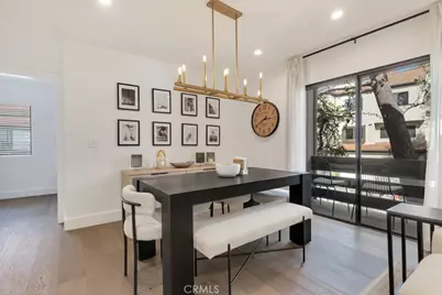 21931 Burbank Boulevard #25, Woodland Hills, CA 91367 - Photo 8