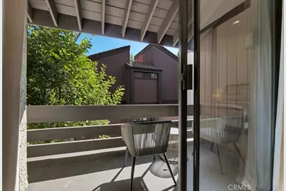 21931 Burbank Boulevard #25, Woodland Hills, CA 91367 - Photo 30