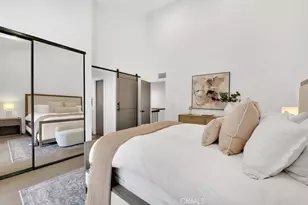 21931 Burbank Blvd, Woodland Hills, CA 91367 - Photo 32