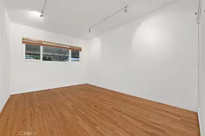 6015 Sunnyslope Ave, Van Nuys, CA 91401 - Photo 26
