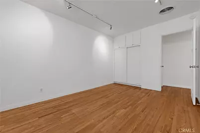 6015 Sunnyslope Ave, Van Nuys, CA 91401 - Photo 28