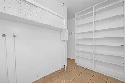 6015 Sunnyslope Ave, Van Nuys, CA 91401 - Photo 18