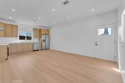 4700 Kraft Avenue, Valley Village, CA 91602 - Photo 6