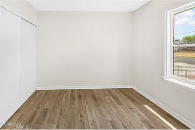 44503 Fern Avenue, Lancaster, CA 93534 - Photo 20