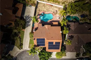 18401 Charlton Ln, Porter Ranch, CA 91326 - Photo 4