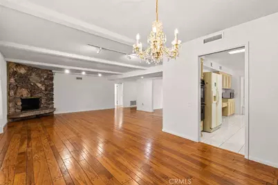 5522 Murietta Avenue, Sherman Oaks, CA 91401 - Photo 12