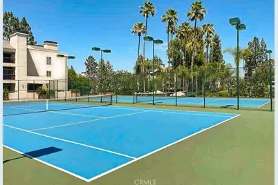 5515 Canoga Ave #105, Woodland Hills, CA 91367 - Photo 26