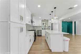 26410 Gimlet, Newhall, CA 91321 - Photo 6