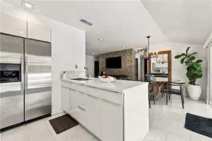 17417 Sherman Way, Lake Balboa, CA 91406 - Photo 10
