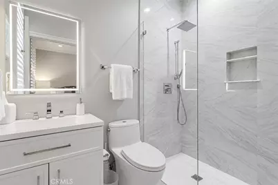 11952 Montana Ave, #203, Los Angeles, CA 90049 - Photo 24
