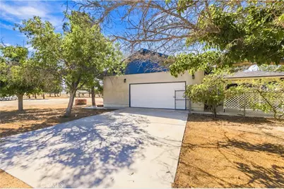 8327 W Avenue I, Lancaster, CA 93536 - Photo 18