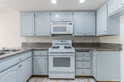 6746 Encino Avenue #2, Lake Balboa, CA 91406 - Photo 20
