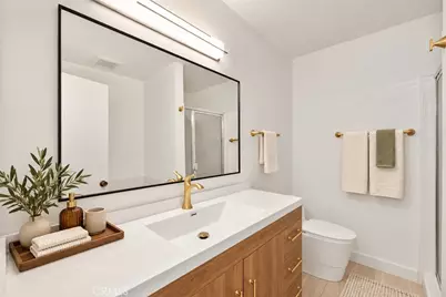 4700 Natick Avenue #204, Sherman Oaks, CA 91403 - Photo 14