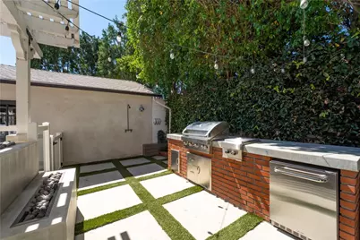 12706 Hortense Street, Studio City, CA 91604 - Photo 30