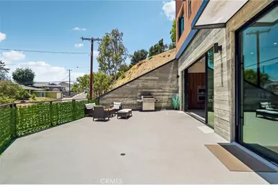 8504 Outland View Drive, Los Angeles, CA 91352 - Photo 30