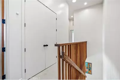 8504 Outland View Drive, Los Angeles, CA 91352 - Photo 18