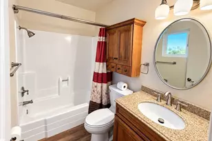 31605 Cherry, Castaic, CA 91384 - Photo 10