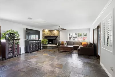 25434 Via Pacifica, Valencia, CA 91355 - Photo 4