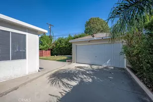 10132 Densmore Ave, North Hills, CA 91343 - Photo 18