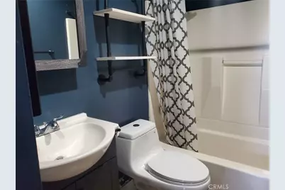 14435 Valerio #15, Van Nuys, CA 91405 - Photo 18