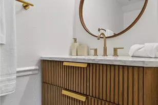 4249 Colfax Ave, Studio City, CA 91604 - Photo 16