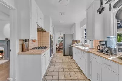 5531 Carpenter Ave, Valley Village, CA 91607 - Photo 12