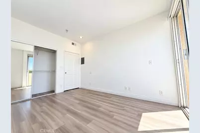 19350 Sherman #112, Reseda, CA 91335 - Photo 8