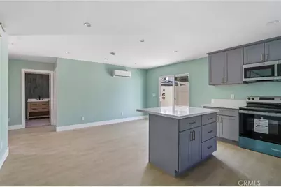 22241 Wyandotte, Canoga Park, CA 91303 - Photo 28