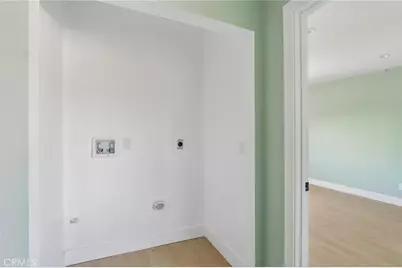 22241 Wyandotte, Canoga Park, CA 91303 - Photo 30
