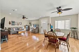 19237 Ave Of The Oaks, Newhall, CA 91321 - Photo 4