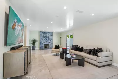 22241 Wyandotte Street, Canoga Park, CA 91303 - Photo 6