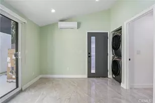 22241 Wyandotte St, Canoga Park, CA 91303 - Photo 26