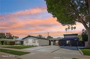 22241 Wyandotte St, Canoga Park, CA 91303 - Photo 44