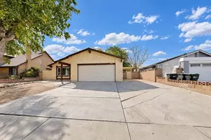 44721 Benald St, Lancaster, CA 93535 - Photo 32