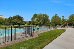 20046 Ave Of The Oaks, Newhall, CA 91321 - Photo 38