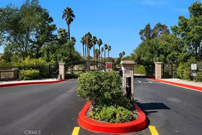 20046 Avenue Of The Oaks, Newhall, CA 91321 - Photo 36