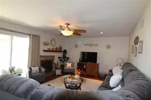20046 Ave Of The Oaks, Newhall, CA 91321 - Photo 12
